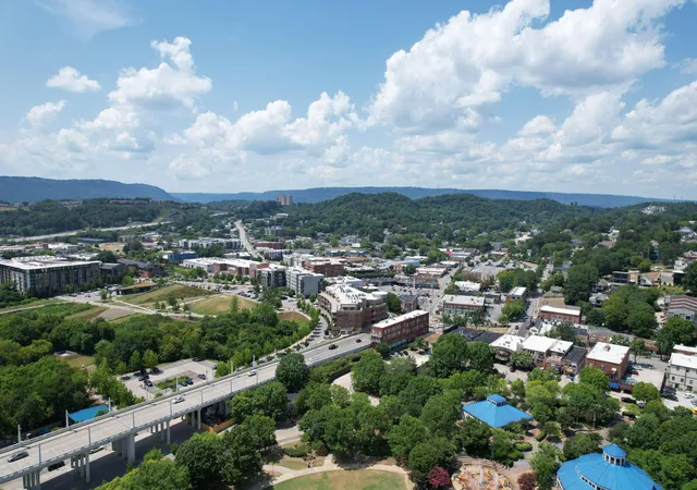 2nd image of 4 Cherokee Blvd #225, Chattanooga, TN 37405 | MLS# 1395371