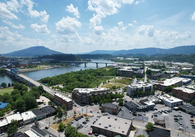 4th image of 4 Cherokee Blvd #225, Chattanooga, TN 37405 | MLS# 1395371