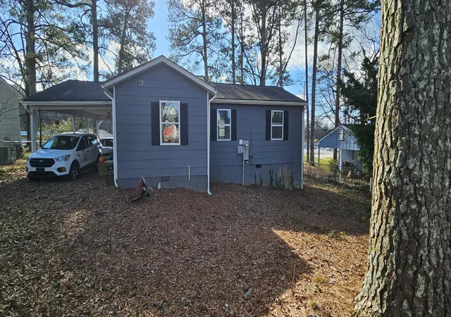 Photo 2 of Sale Pending at 6307 Bonny Oaks Dr, Chattanooga, TN 37416 | MLS# 1504990 | Listing updated on 2026-01-22