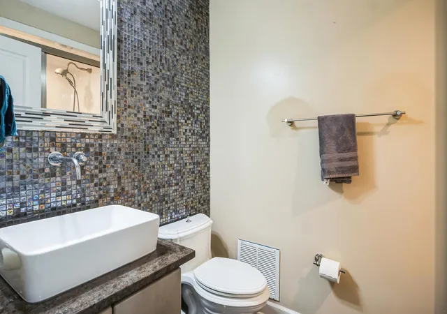 Photo 2 of Sale Pending at 2801 Maple Holw Ln, Knoxville, TN 37931 | MLS# 1506958 | Listing updated on 2025-04-11