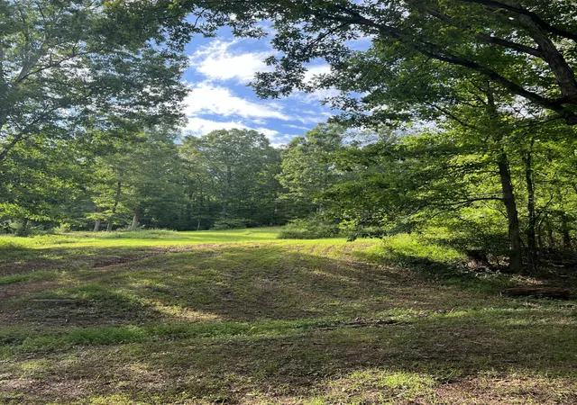 Photo 4 of Sale Pending at 9019 Springfield Rd, Soddy Daisy, TN 37379 | MLS# 1509132 | Listing updated on 2025-11-26