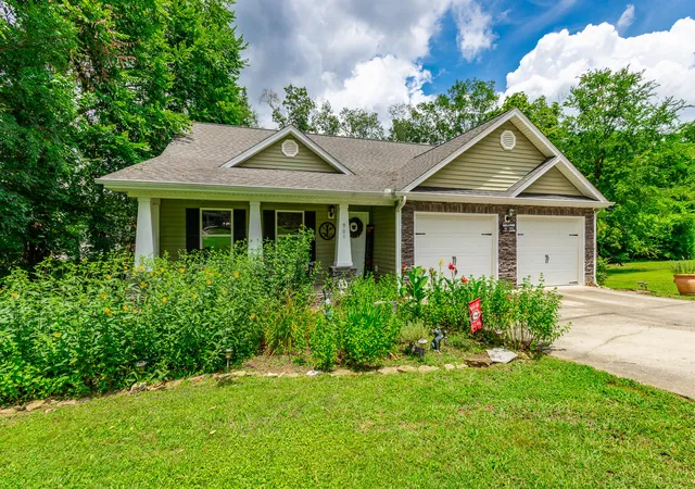 Photo 2 of Single family home for sale at 901 Haggard Rd, Ringgold, GA 30736 | MLS# 1516171 | Listing updated on 2026-09-21