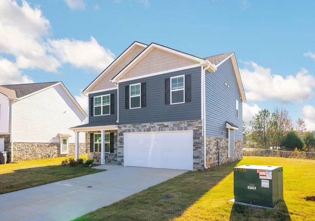 Photo 3 of Sale Pending at 197 Old Warren School Rd, La Fayette, GA 30728 | MLS# 1511224 | Listing updated on 2025-11-25