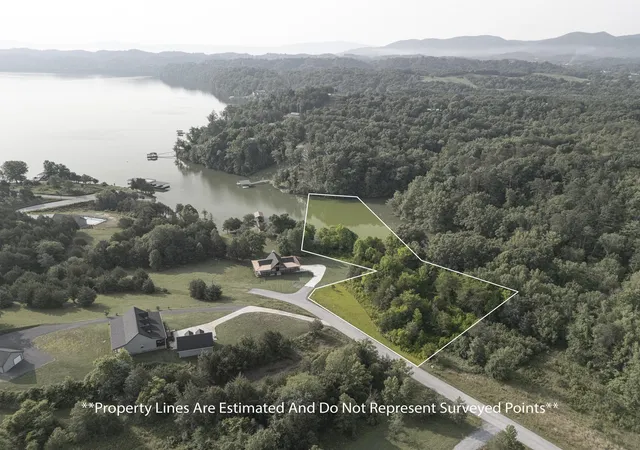 Photo 3 of Land for sale at 780 Waterside Dr, Dandridge, TN 37725 | MLS# 1515335 | Listing updated on 2026-06-25