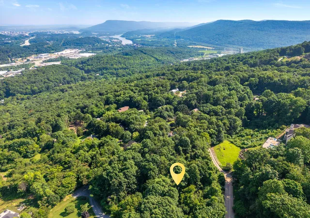 3rd image of 1425 Sunset Dr, Signal Mountain, TN 37377 | MLS# 1515483