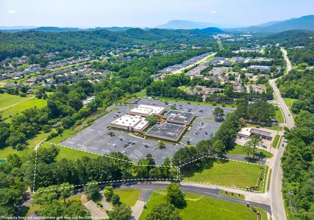 Photo 2 of Land for sale at 0 Mountain Crk Rd, Chattanooga, TN 37405 | MLS# 1515503 | Listing updated on 2026-06-30