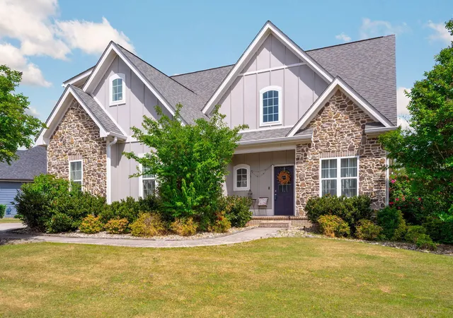 Homes for sale in Chattanooga, TN | 4820 Preserve Dr, Chattanooga, TN 37416 | MLS# 1533262