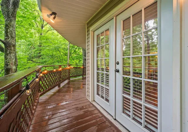 Homes for sale in Gatlinburg, TN | 1025 Lower Alpine Way, Gatlinburg, TN 37738 | MLS# 1516022