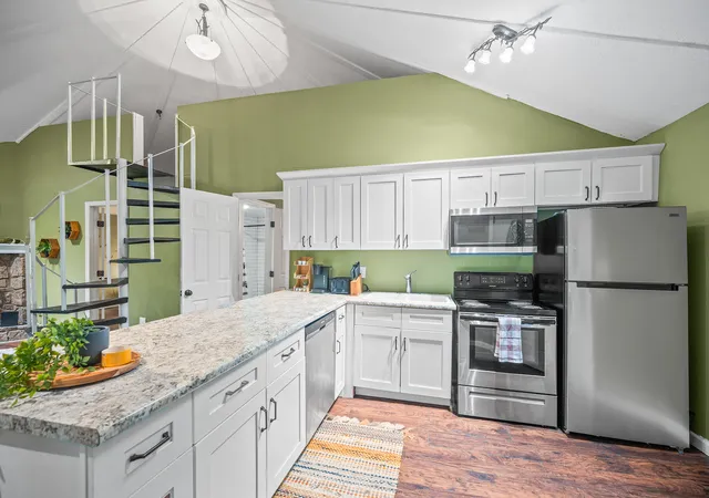 Homes for sale in Gatlinburg, TN | 1025 Lower Alpine Way, Gatlinburg, TN 37738 | MLS# 1516022