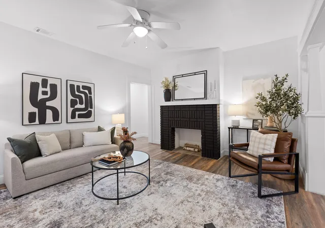 Photo 3 of Single family home for sale at 800 Barton Ave, Chattanooga, TN 37405 | MLS# 1516180 | Listing updated on 2026-09-01