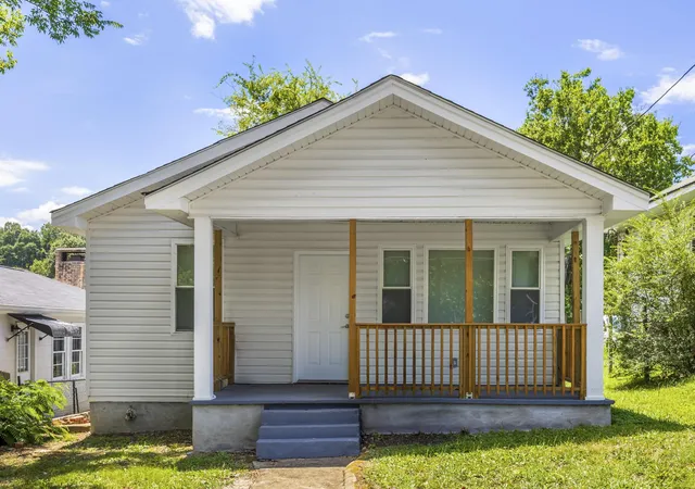 Homes for sale in Rossville, GA | 211 Wilson St, Rossville, GA 30741 | MLS# 1529190