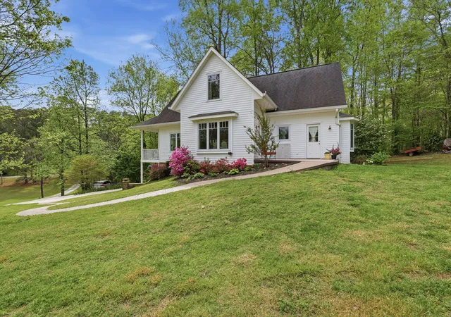 Homes for sale in Apison, TN | 5129 Silver Ln, Apison, TN 37302 | MLS# 1532524