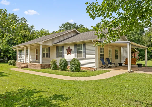Homes for sale in Ringgold, GA | 204 Old County Rd, Ringgold, GA 30736 | MLS# 1519285