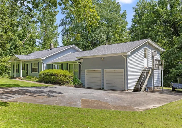 3rd image of 1702 James Blvd, Signal Mountain, TN 37377 | MLS# 1518977
