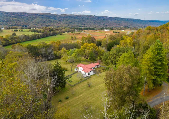Homes for sale in Dunlap, TN | 49 Hart Of Pine Rd, Dunlap, TN 37327 | MLS# 1537543