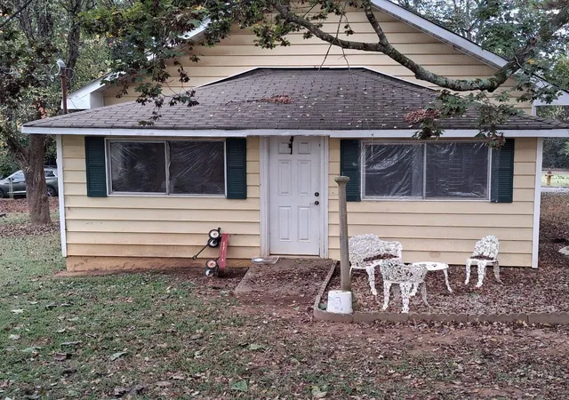 Homes for sale in Calhoun, TN | 118 High St, Calhoun, TN 37309 | MLS# 1536018