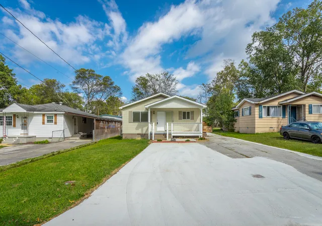 Photo 4 of Single family home for sale at 6011 Wellworth Ave, Chattanooga, TN 37412 | MLS# 1522120 | Listing updated on 2026-04-13