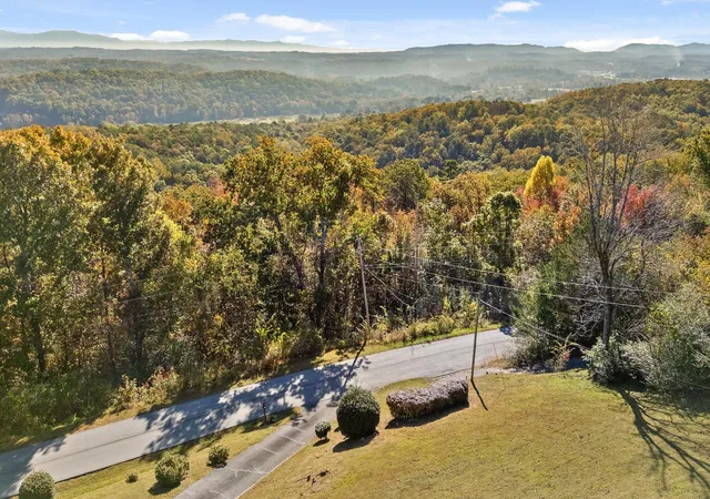 Photo 3 of Sale Pending at 0 Clearview Dr, Ringgold, GA 30736 | MLS# 1522993 | Listing updated on 2026-09-14