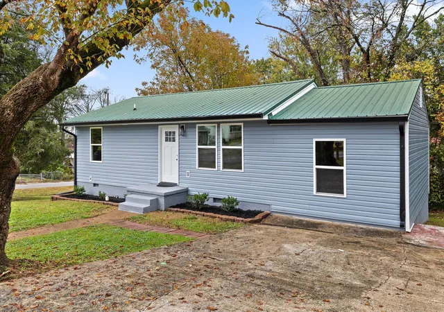 Photo 2 of Single Family Residence at 702 Short St, Rossville, GA 30741 | MLS# 1523142 | | Sold on 2025-12-12