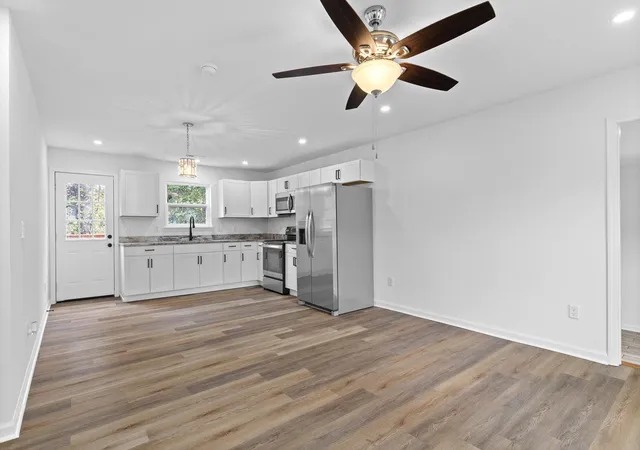 Photo 4 of Single Family Residence at 702 Short St, Rossville, GA 30741 | MLS# 1523142 | | Sold on 2025-12-12