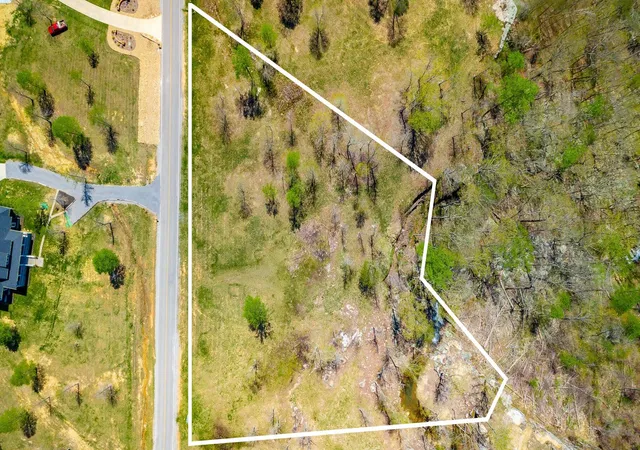 2nd image of 0 River Bluffs Dr #Jh74, Jasper, TN 37347 | MLS# 1523279