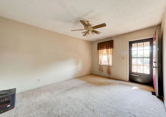 Listing Photo 5 - Condo for sale in building located at 925 Magnolia St, Rossville, GA 30741