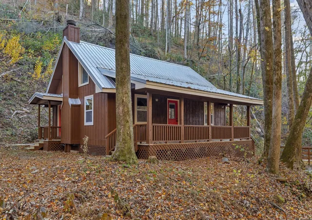 Homes for sale in Ellijay, GA | 180 Cohutta Forest Rd, Ellijay, GA 30540 | MLS# 1524175