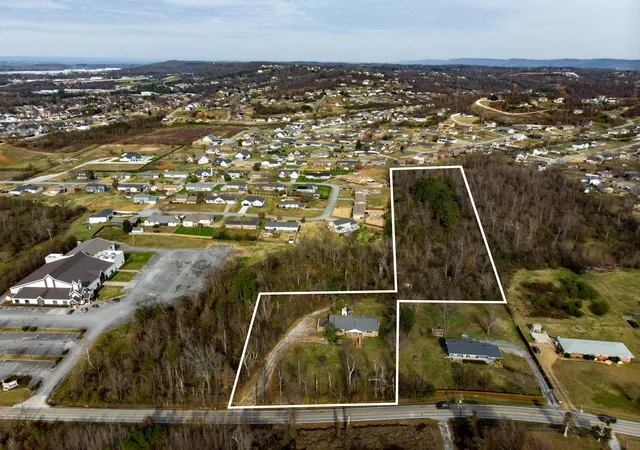 Homes for sale in Chattanooga, TN | 8009 Shallowford Rd, Chattanooga, TN 37421 | MLS# 1524849