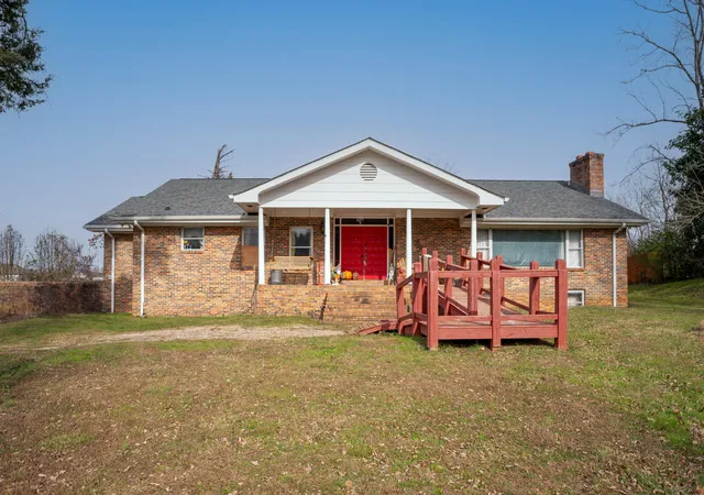 Homes for sale in Chattanooga, TN | 8009 Shallowford Rd, Chattanooga, TN 37421 | MLS# 1524849