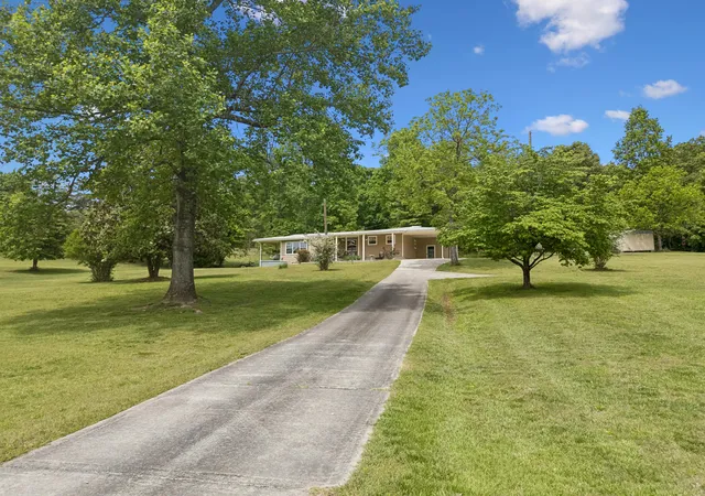 Homes for sale in Dayton, TN | 1484 Blythe Ferry Rd, Dayton, TN 37321 | MLS# 1525948