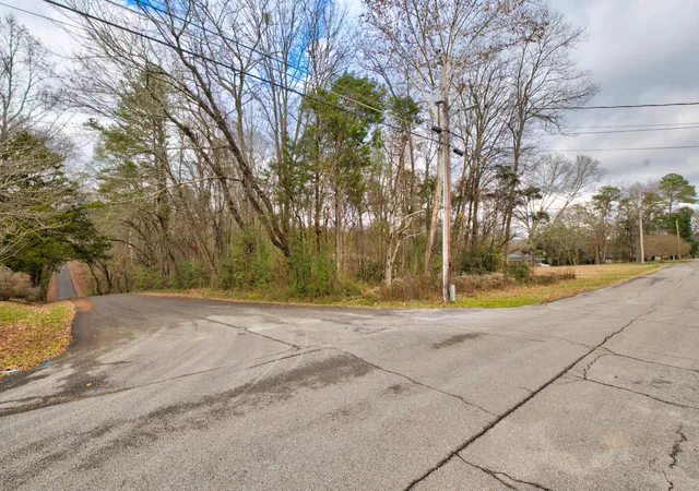 Photo 2 of Land for sale at 2420&13410 N Shore Acres & Lisa Ln Rd, Soddy Daisy, TN 37379 | MLS# 1526018 | Listing updated on 2026-07-16