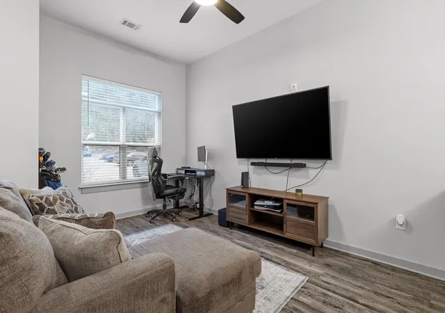 5th image of 782 Riverfront Pkwy, Chattanooga, TN 37402