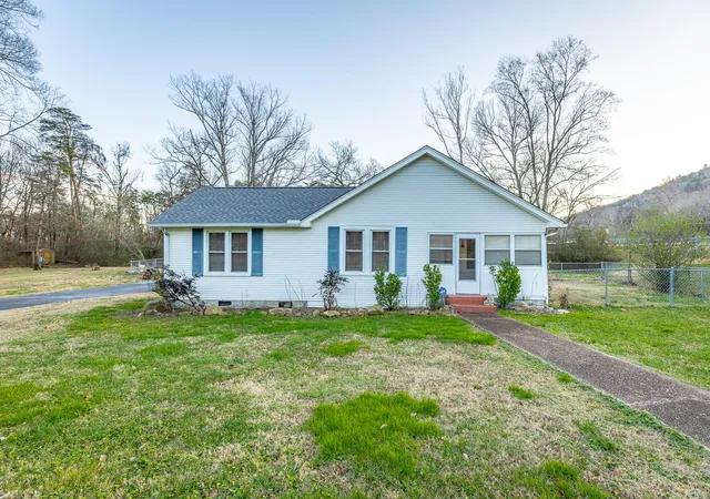 Homes for sale in Soddy Daisy, TN | 11724 Old Back Valley Rd, Soddy Daisy, TN 37379 | MLS# 1526184
