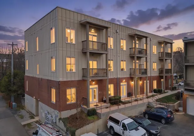 Homes for sale in Chattanooga, TN | 817 Flynn St #106, Chattanooga, TN 37403 | MLS# 1526681