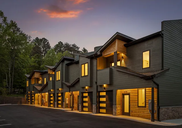 Photo 3 of Townhouse for sale at 4140 Outpost Way, Chattanooga, TN 37419 | MLS# 1526969 | Listing updated on 2026-01-19