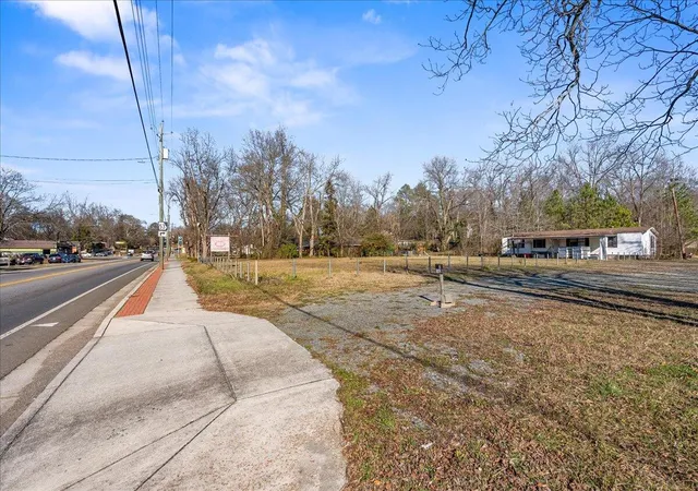 Photo 2 of Sale Pending at 2622 Highway 411, Fairmount, GA 30139 | MLS# 1527200 | Listing updated on 2026-07-29
