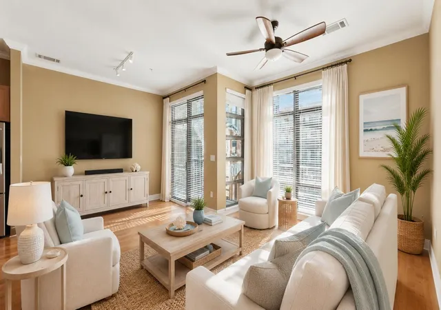 Photo 4 of Condo for sale at 129 Walnut St #214, Chattanooga, TN 37403 | MLS# 1527399 | Listing updated on 2026-10-11