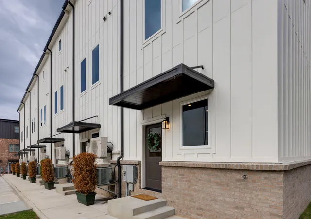 Homes for sale in Chattanooga, TN | 899 Cherokee Blvd # 125, Chattanooga, TN 37405 | MLS# 1527221