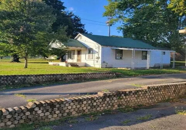 2nd image of 1713 Thrasher Pike, Hixson, TN 37343 | MLS# 1527654