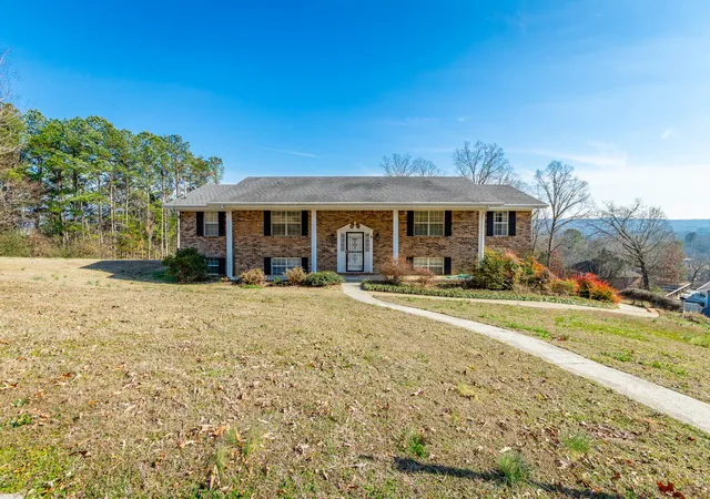 Photo 1 of Single family home for sale at 180 Dailey Hl Ter, Ringgold, GA 30736 | MLS# 1528406 | Listing updated on 2026-09-11