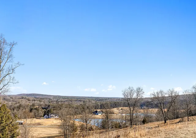 3rd image of 181 Snowy Meadow Ln, Soddy Daisy, TN 37379 | MLS# 1528245