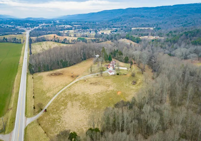 Homes for sale in Pikeville, TN | 37803 US 127, Pikeville, TN 37367 | MLS# 1528560