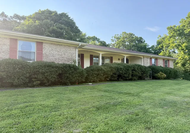3rd image of 557 Alvin York Hwy, Whitwell, TN 37397 | MLS# 1528375