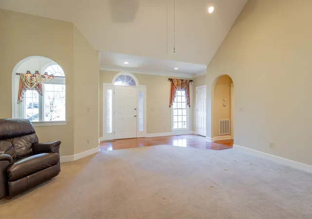 Photo 2 of Single family home for sale at 1704 Estrellita Cir, Chattanooga, TN 37421 | MLS# 1528857 | Listing updated on 2026-08-17