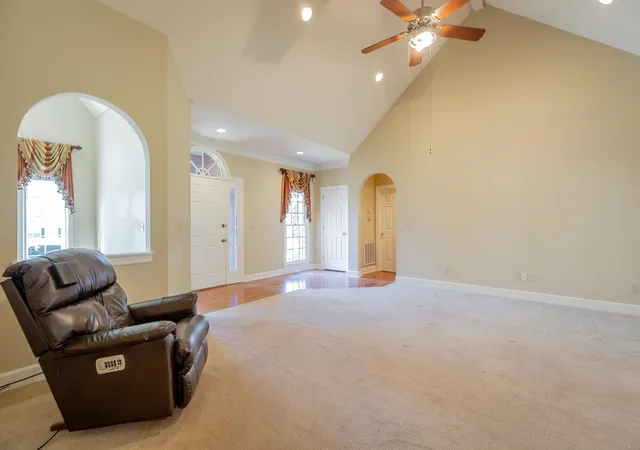 Photo 3 of Single family home for sale at 1704 Estrellita Cir, Chattanooga, TN 37421 | MLS# 1528857 | Listing updated on 2026-08-17