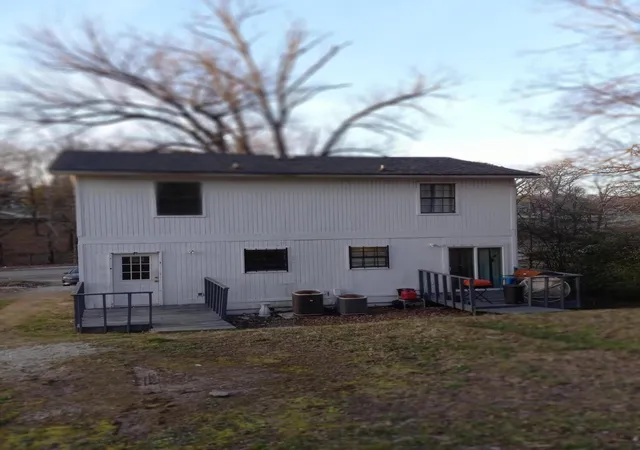 Listing Photo 2 - Condo for sale in building located at 212 Gillespie Rd, Chattanooga, TN 37411 - Unit #