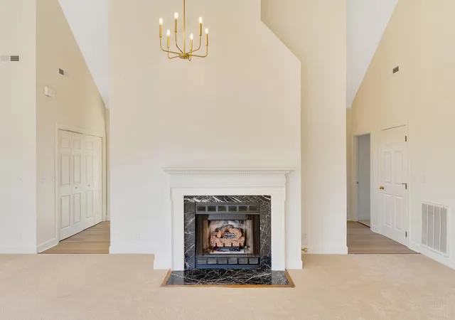 Listing Photo 4 - Condo for sale in building located at 1213 Bridgewater Ln, Chattanooga, TN 37405