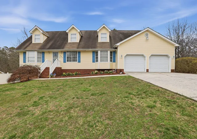 1st image of 325 Battlefield Dr, Ringgold, GA 30736 | MLS# 1529640