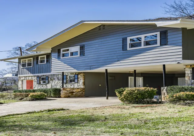 Homes for sale in Chattanooga, TN | 311 E View Dr, Chattanooga, TN 37404 | MLS# 1529844