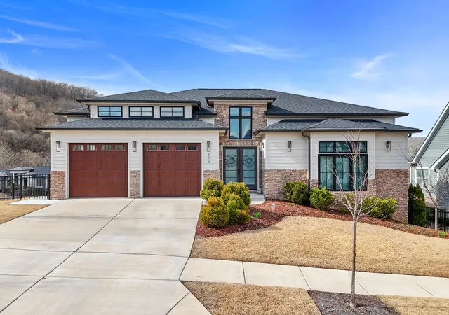 Photo 1 of Single family home for sale at 574 Clingmans Ln, Chattanooga, TN 37419 | MLS# 1529804 | Listing updated on 2026-09-01